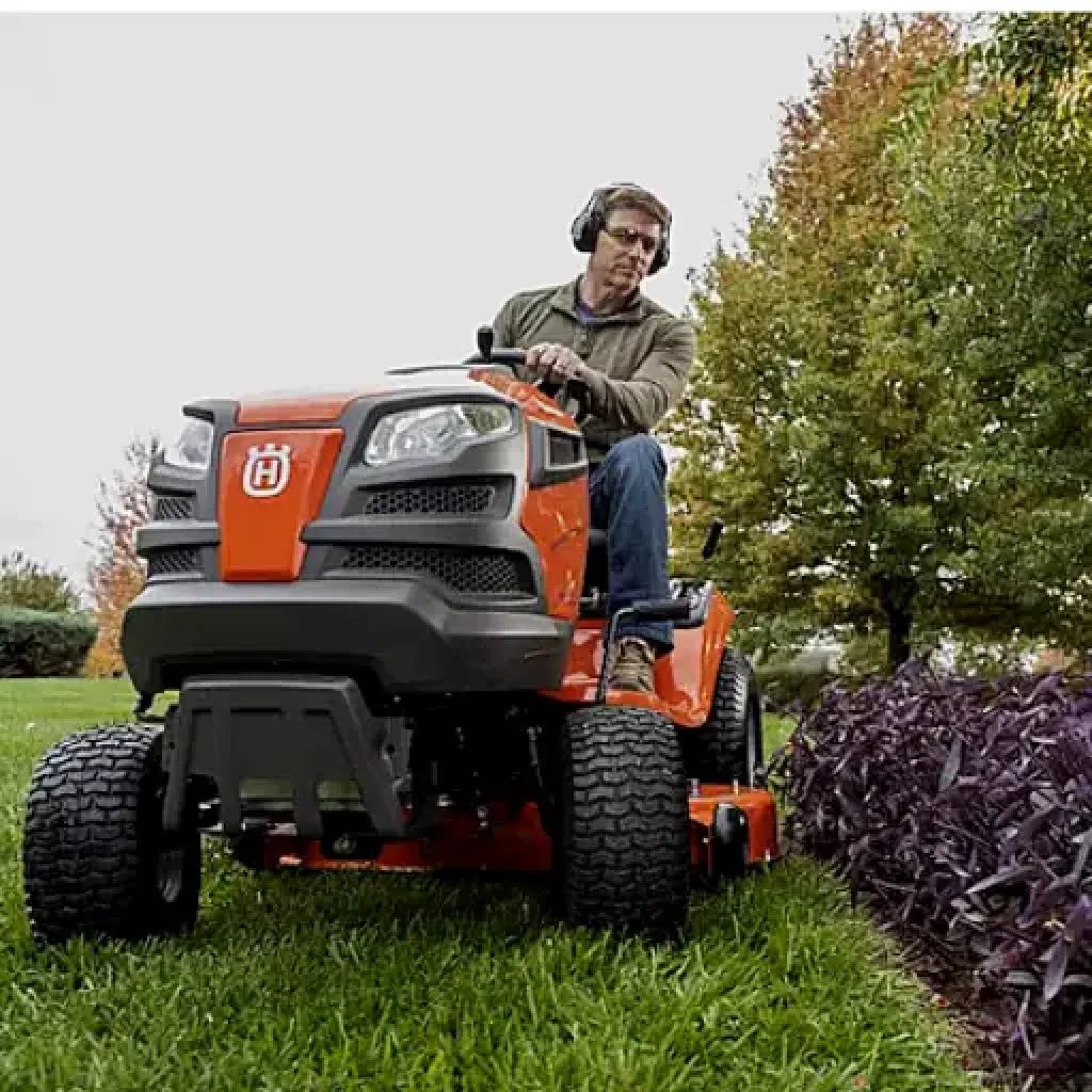 Best Riding Lawn Mower For Big Man 3