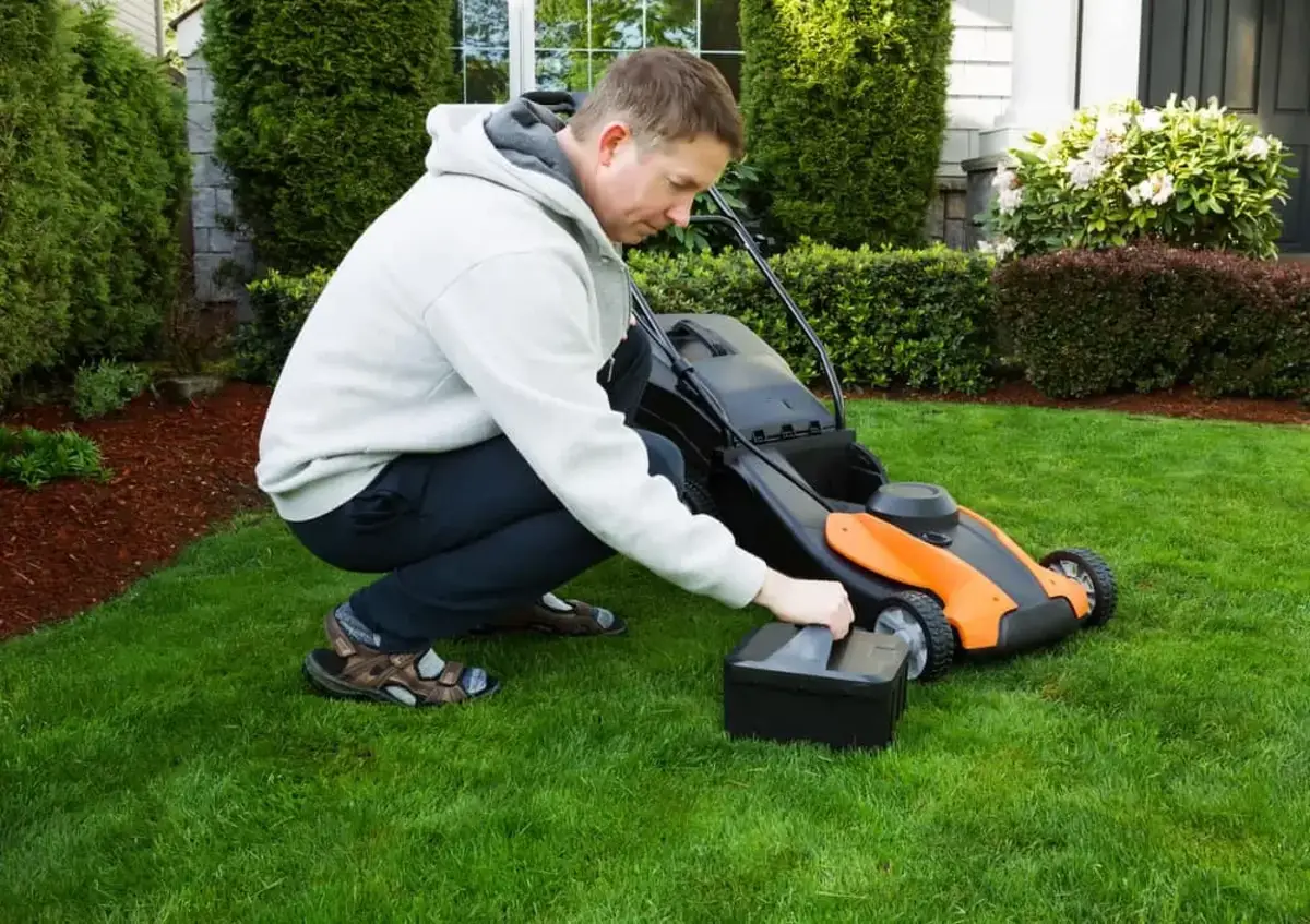 how long to charge a lawn mower battery