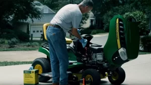 How Much Oil Does a Riding Lawn Mower Take?