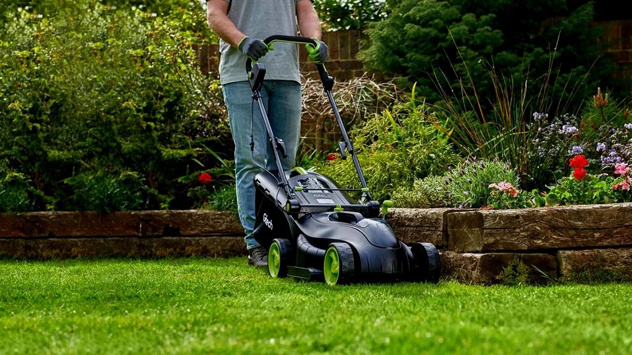 Are Electric Lawn Mowers Worth It? 1