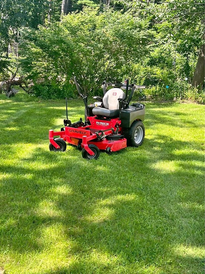 9 Smallest Zero Turn Lawn Mower: Value for The Money 10