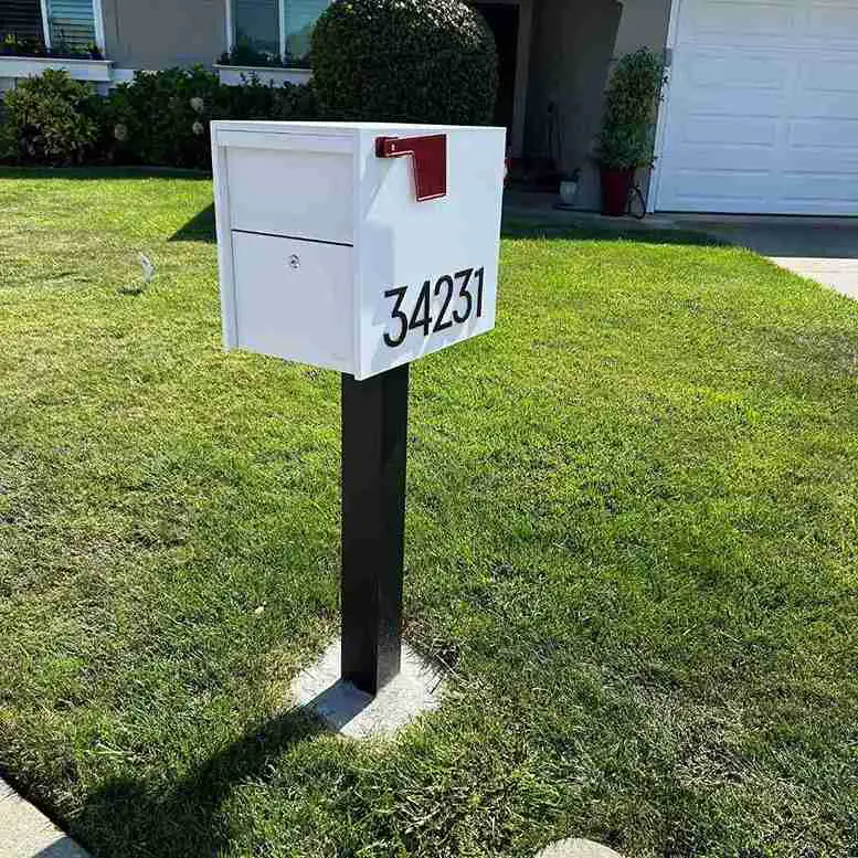 27 Stunning Mailbox Landscaping Ideas for Full Sun to Boost Curb Appeal and Wow Neighbors 22