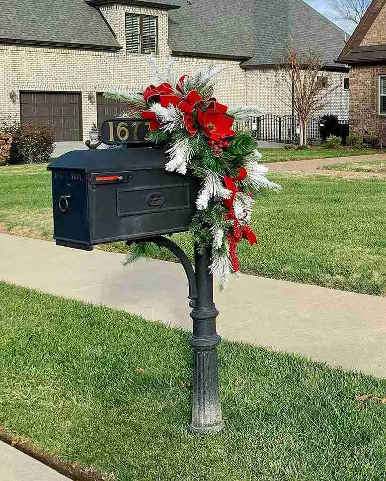 27 Stunning Mailbox Landscaping Ideas for Full Sun to Boost Curb Appeal and Wow Neighbors 15