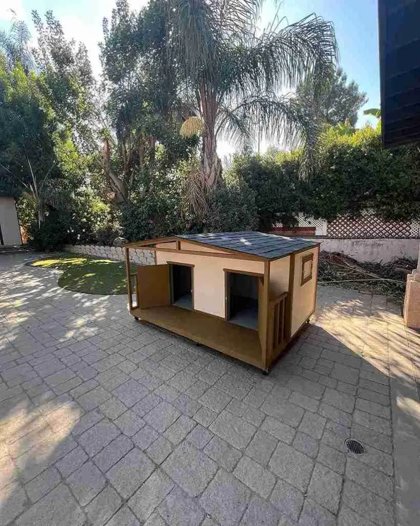 17 Outdoor Dog House Ideas: Create a Cozy Space for Your Pet 4