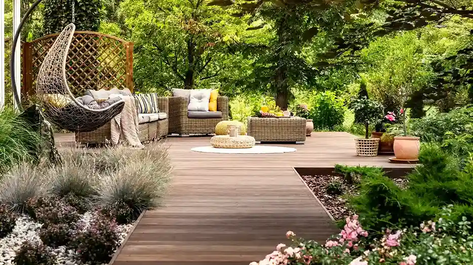 15 Patio Layout Ideas to Transform Your Outdoor Space 10