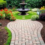 31 Creative Garden Walkway Ideas for Your Outdoor Space 7
