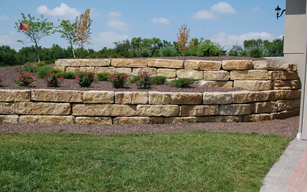 27 Creative Small Retaining Wall Ideas for Your Garden 12 27 Creative Small Retaining Wall Ideas for Your Garden 7
