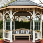 23 Amazing Backyard Ideas for Your Bloxburg Home 6