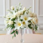 17 Stunning Fall Centerpieces for Your Dining Table 6