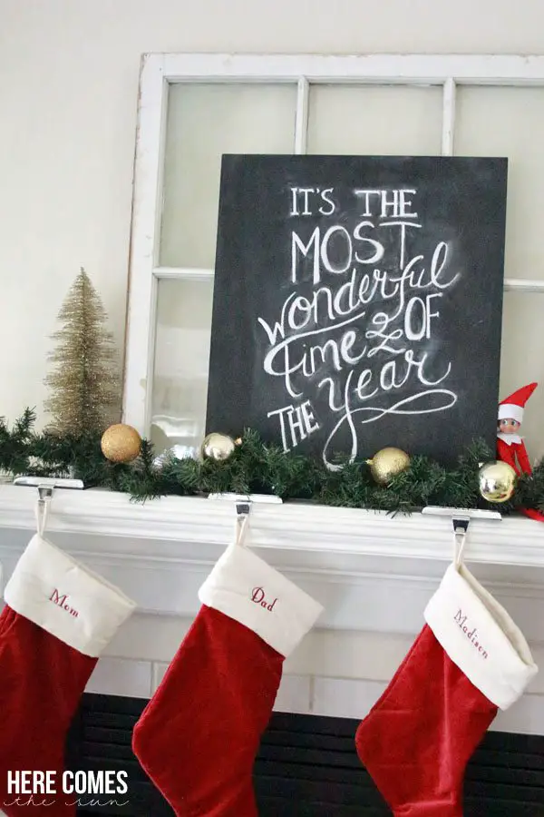 25 Charming Farmhouse Christmas Decor Ideas to Transform Your Home 2