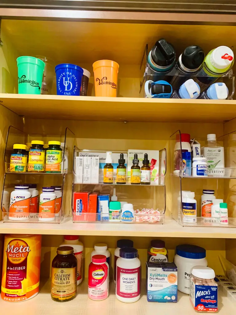 23+ Essential Tips for Organizing Your Medicine Cabinet 6