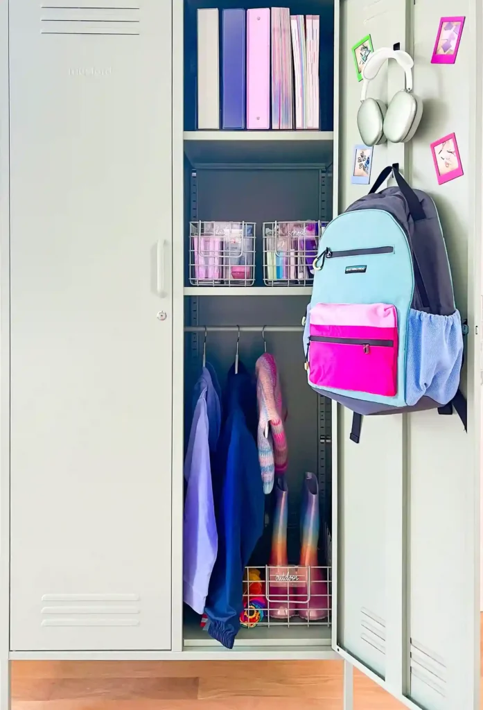 17+ Creative Locker Organization Ideas to Maximize Space 11 17+ Creative Locker Organization Ideas to Maximize Space 7