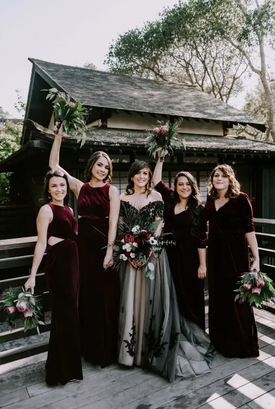 29+ Enchanting Dark Fall Wedding Ideas You’ll Love 4