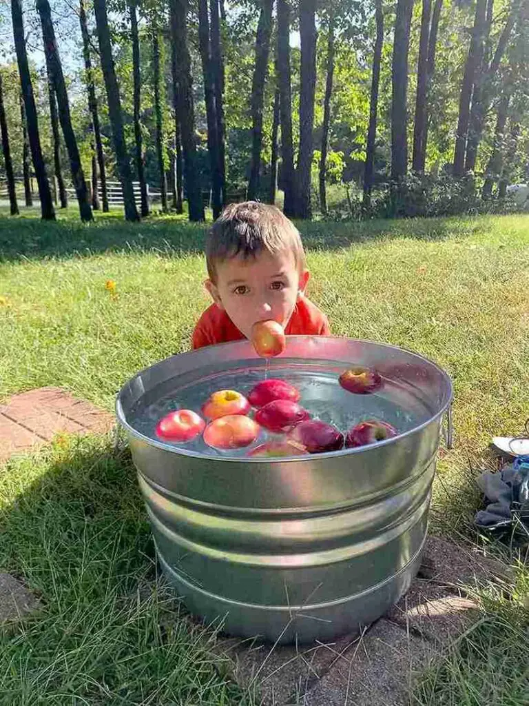 25+ Must-Try Fall Festival Games for All Ages 3