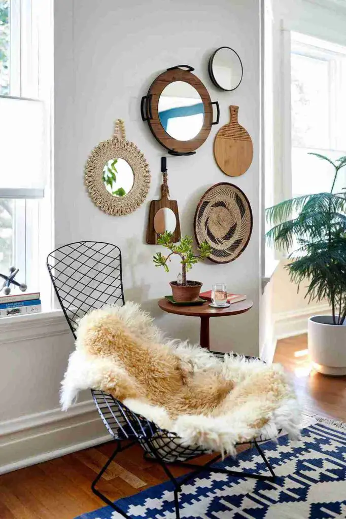 41+ Inspiring Gallery Wall Ideas for Your Living Room 12 41+ Inspiring Gallery Wall Ideas for Your Living Room 10
