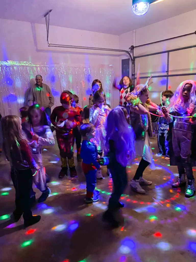 27+ Spooktacular Ideas for Kids Halloween Party Fun 6