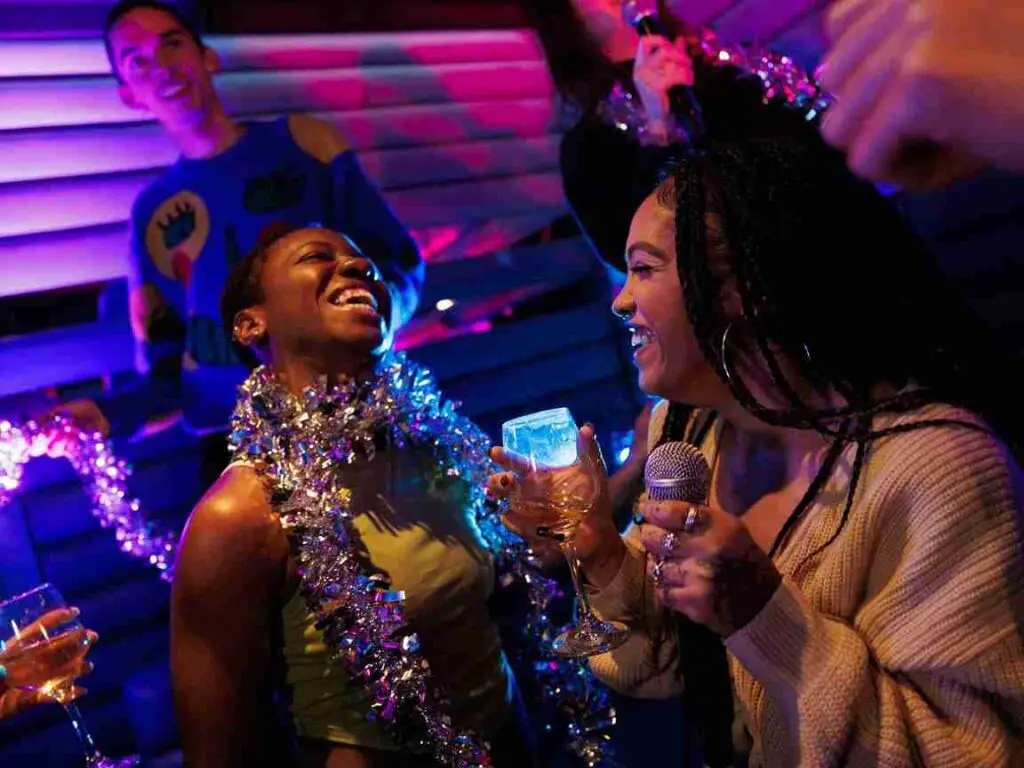 33+ Festive Christmas Party Ideas to Celebrate the Season 20 33+ Festive Christmas Party Ideas to Celebrate the Season 8