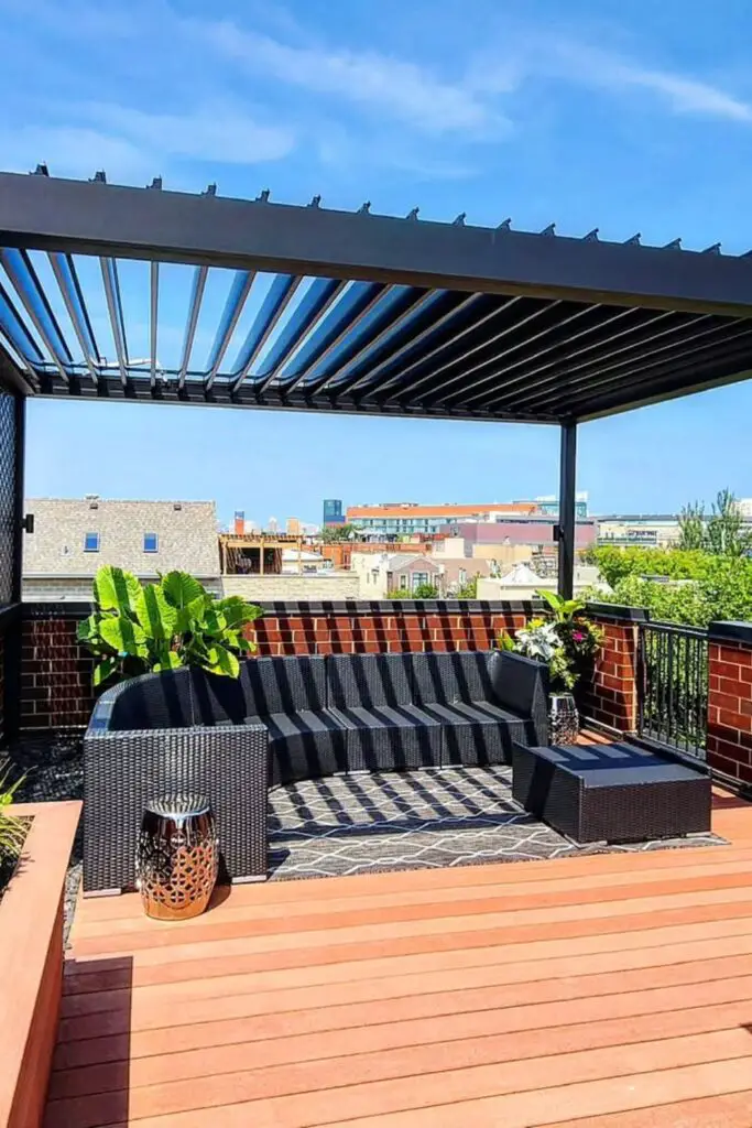 17 Creative DIY Pallet Patio Deck Ideas for Your Outdoor Space 8 17 Creative DIY Pallet Patio Deck Ideas for Your Outdoor Space 3