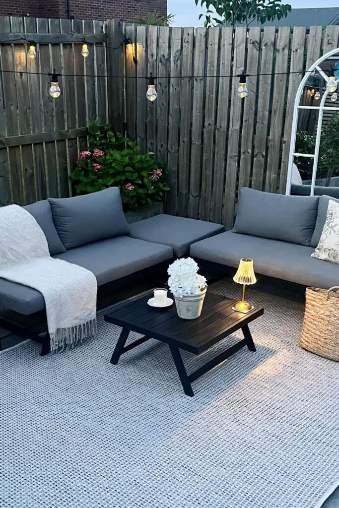 17 Creative DIY Pallet Patio Deck Ideas for Your Outdoor Space 22 17 Creative DIY Pallet Patio Deck Ideas for Your Outdoor Space 17