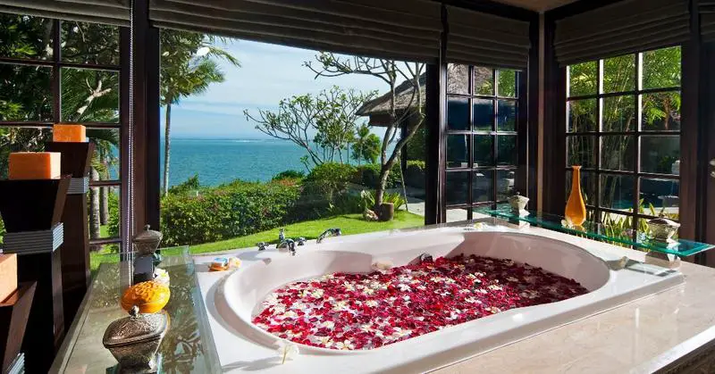 25+ Bali Bungalow Design Ideas 8