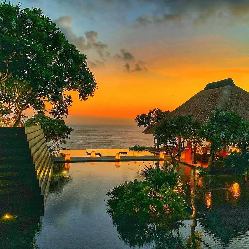 25+ Bali Bungalow Design Ideas 17