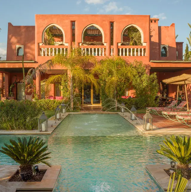 31+ Stunning Villa Pool Design Ideas for a Luxury Escape 2 31+ Stunning Villa Pool Design Ideas for a Luxury Escape 2
