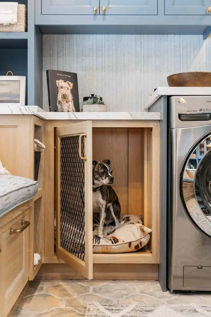 29+ Creative Pet-Friendly Mudroom Ideas You'll Love 3 29+ Creative Pet-Friendly Mudroom Ideas You'll Love 2