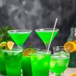 29+ Stunning St. Patrick's Day Tablescape Ideas 9