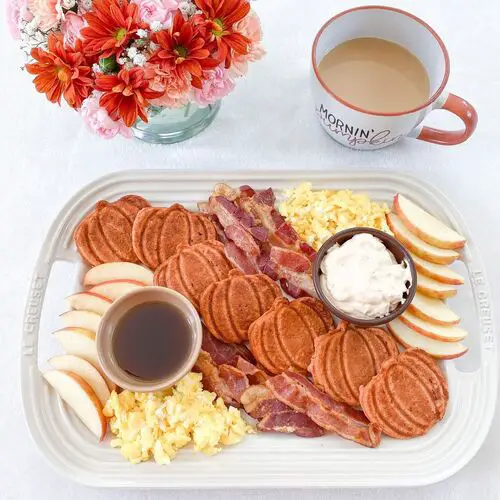 25 Breakfast Charcuterie Board Ideas That Make Mornings More Fun 11