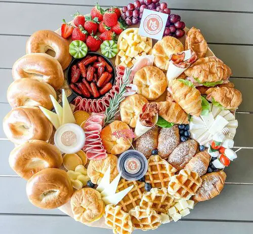 25 Breakfast Charcuterie Board Ideas That Make Mornings More Fun 3