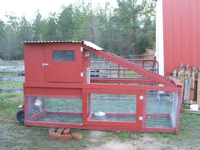 19 Chicken Coop With Wheels Ideas for Easy Portable Backyard Coops 20 19 Chicken Coop With Wheels Ideas for Easy Portable Backyard Coops 20