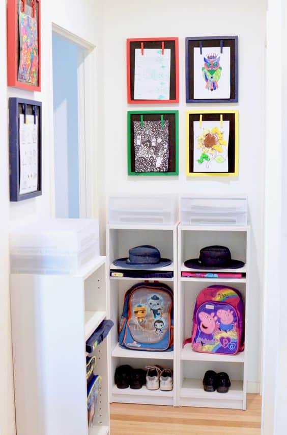 Slim Bookshelf Nook