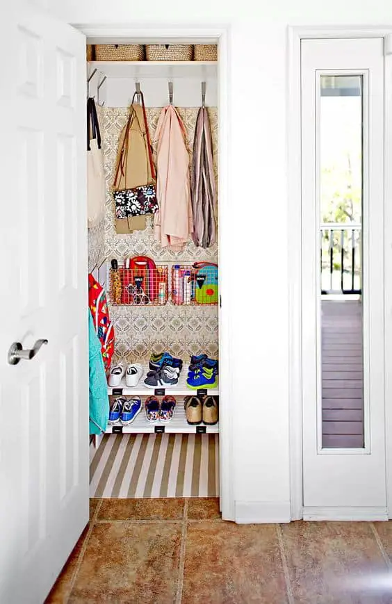 Patterned Closet Nook