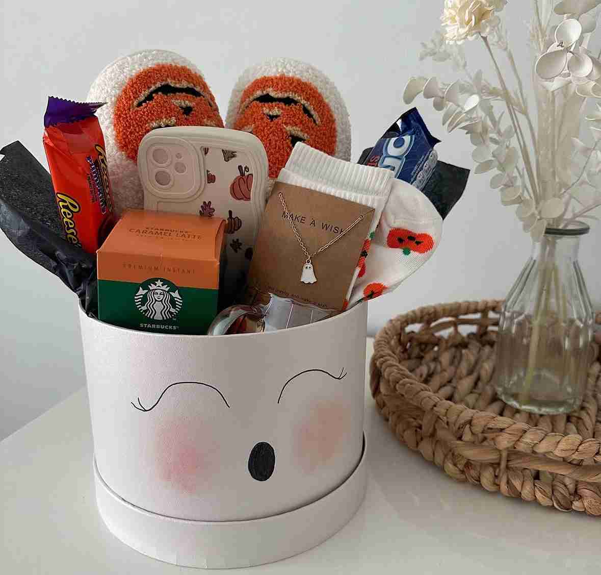 Ghost Face Coffee & Pampering Box