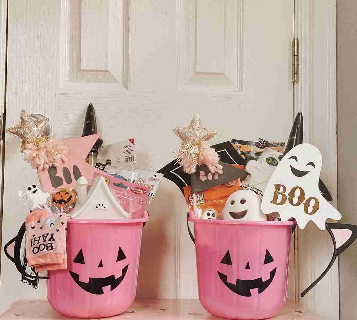 Bright Pink Jack-o'-Lantern Pair