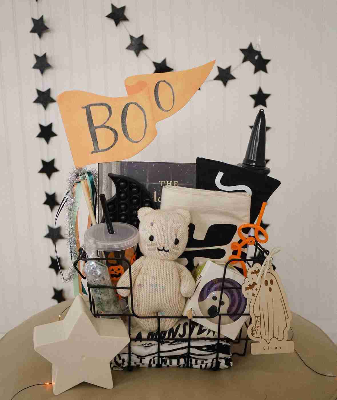Modern Black Wire Gift Basket
