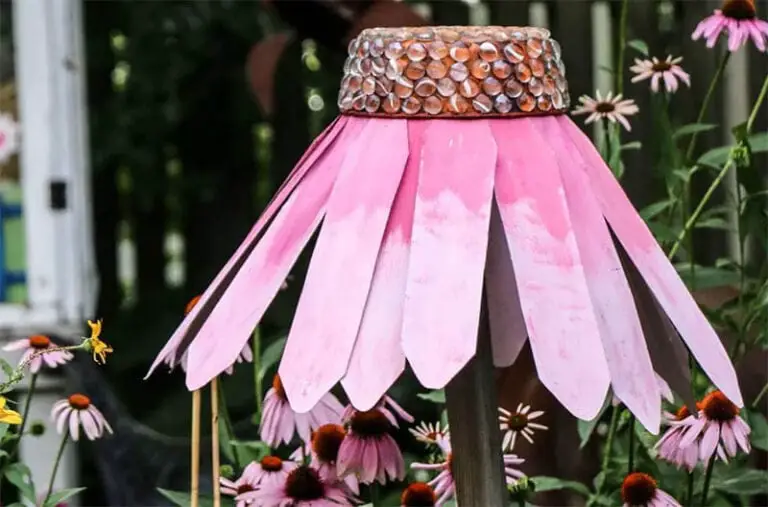 25 DIY Garden Art Sculptures to Add Personality to Your Yard 6 Giant Coneflower Metal Art
