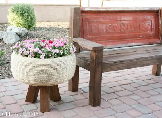 31 DIY Tire Projects That Give Old Tires a Creative New Life 29 DIY Rope-Wrapped Raised Planter