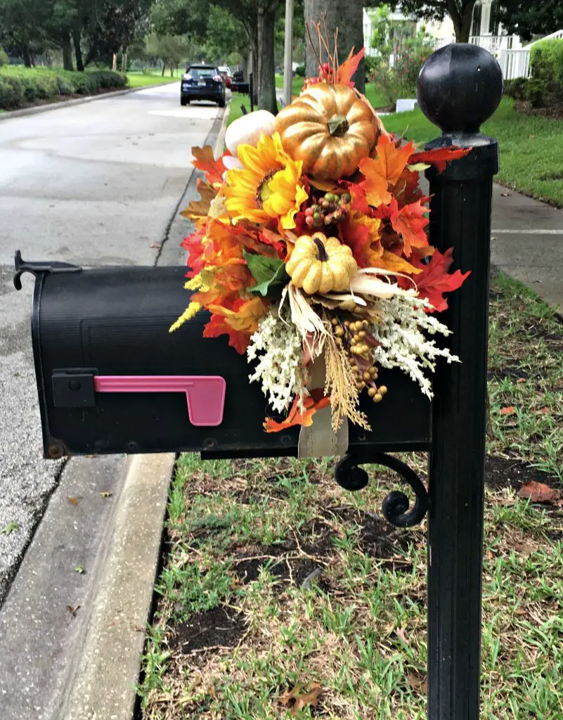 Vibrant Floral Swag Accent