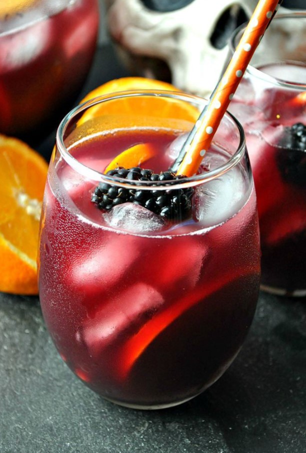 Blackberry Sangria Cocktail