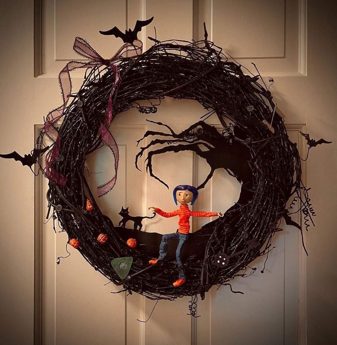 27 Halloween Wreath Ideas to Give Your Front Door a Spooky Touch 10 Coraline Silhouette Wreath