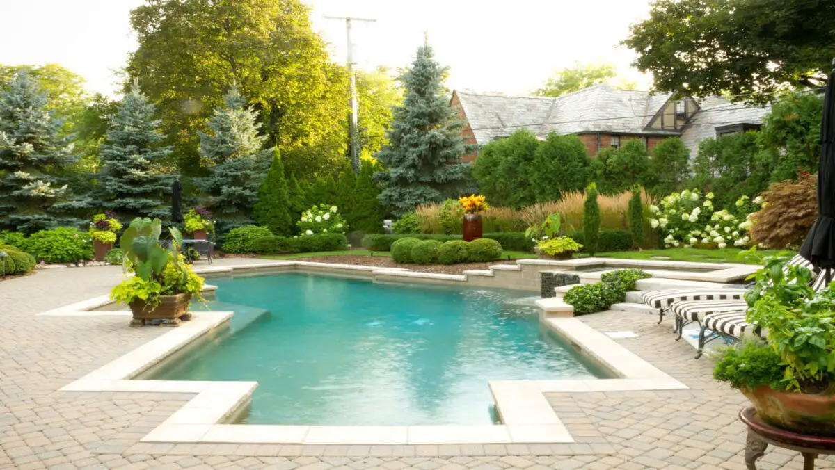 Geometric Courtyard Pool