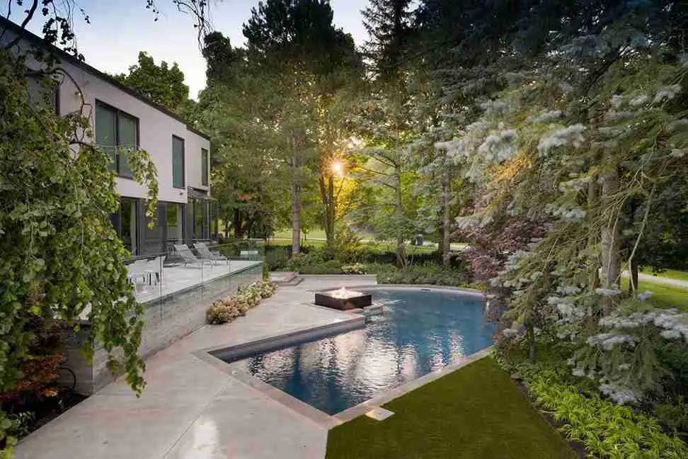 Modern Architectural Pool and Fire Pit