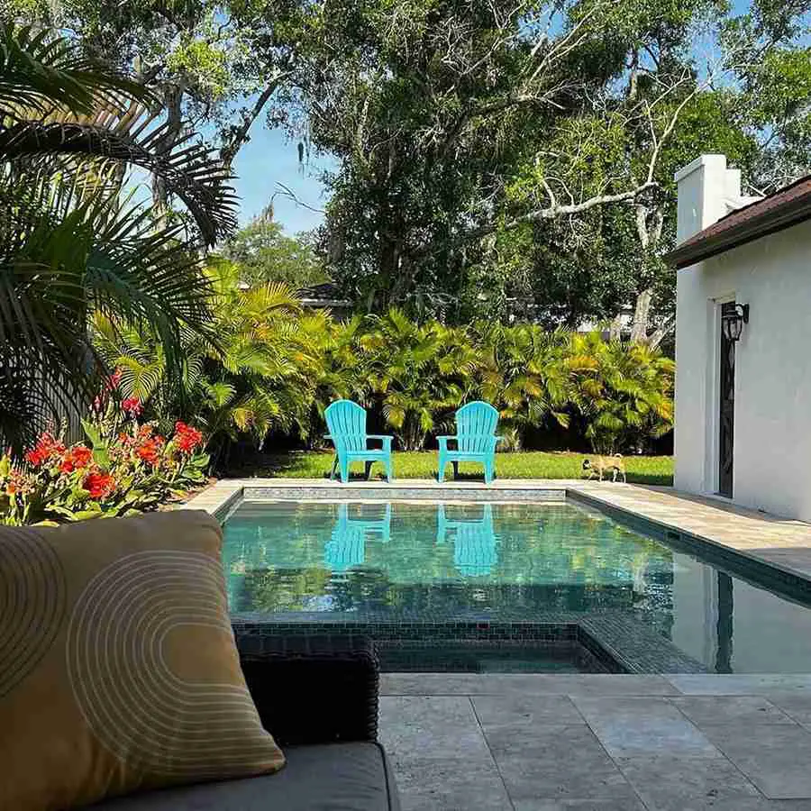 Tropical Backyard Pool