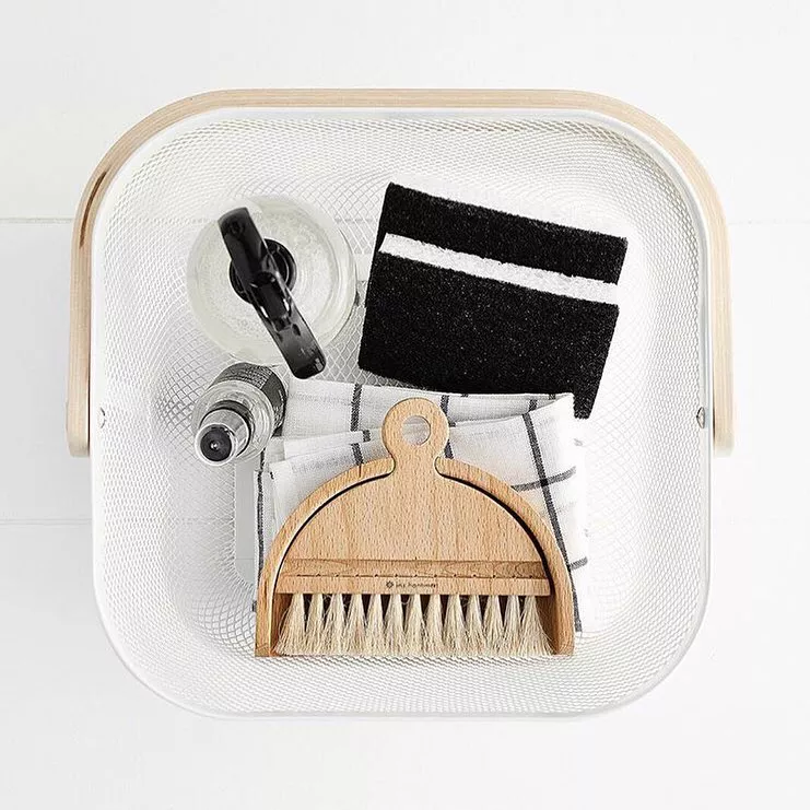 Portable Mesh Cleaning Caddy