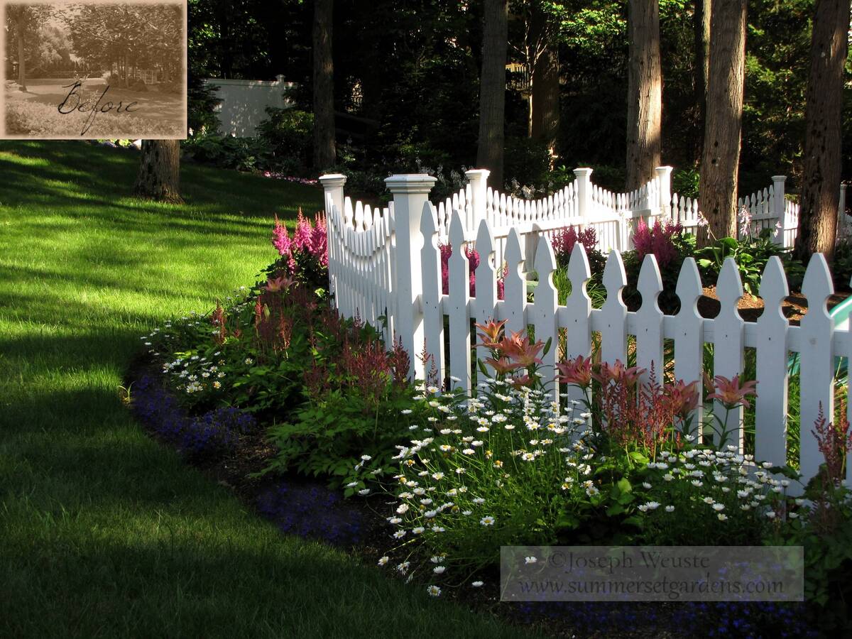White Picket Cottage Garden