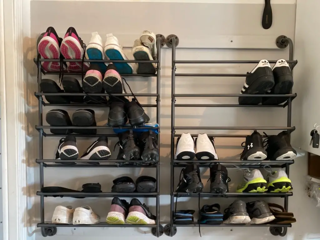 Wall Mounted Metal Pipe Rack