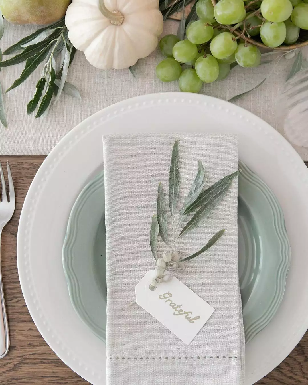 Olive Leaf Rectangle Fold