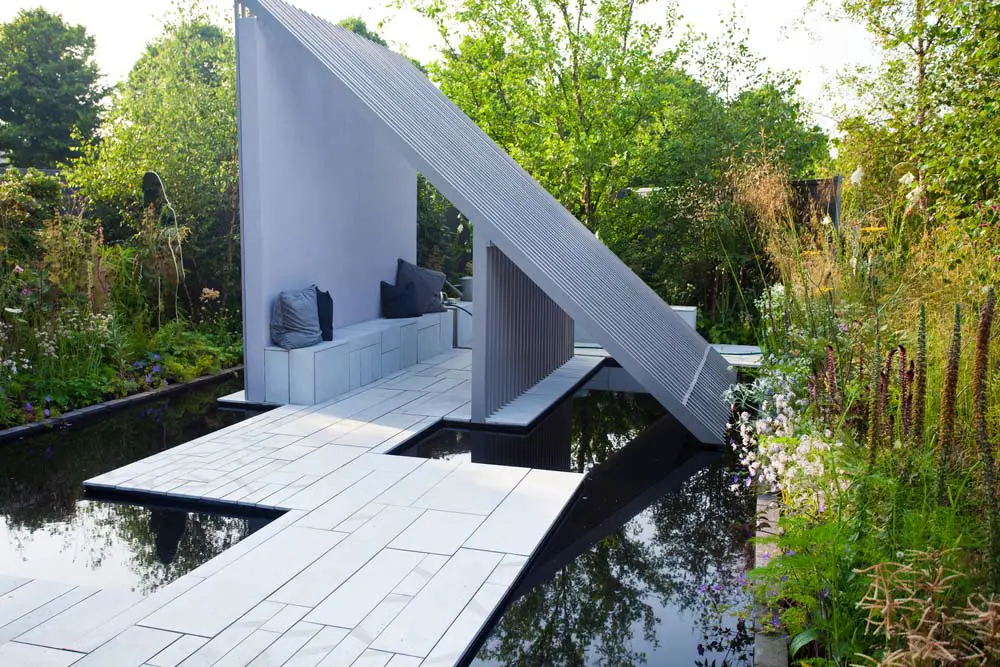 Modern Geometric Pergola over Reflecting Pool