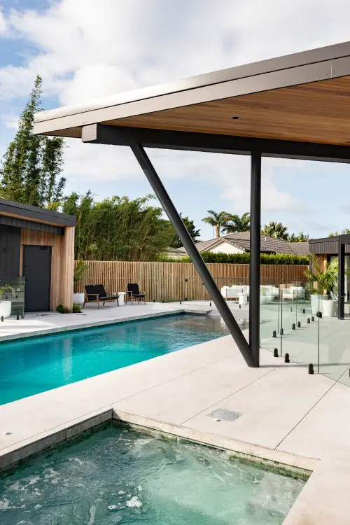 Integrated Pool and Spa Combo
